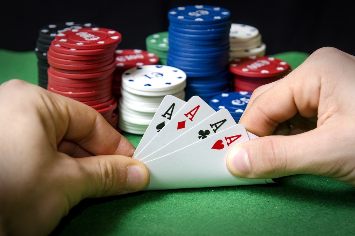 Check Out These One Of the Best Benefits of Poker Games Online - Crush Game